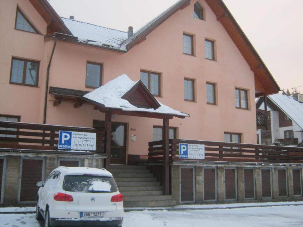 Apartman Klondajk Harrachov Bagian luar foto